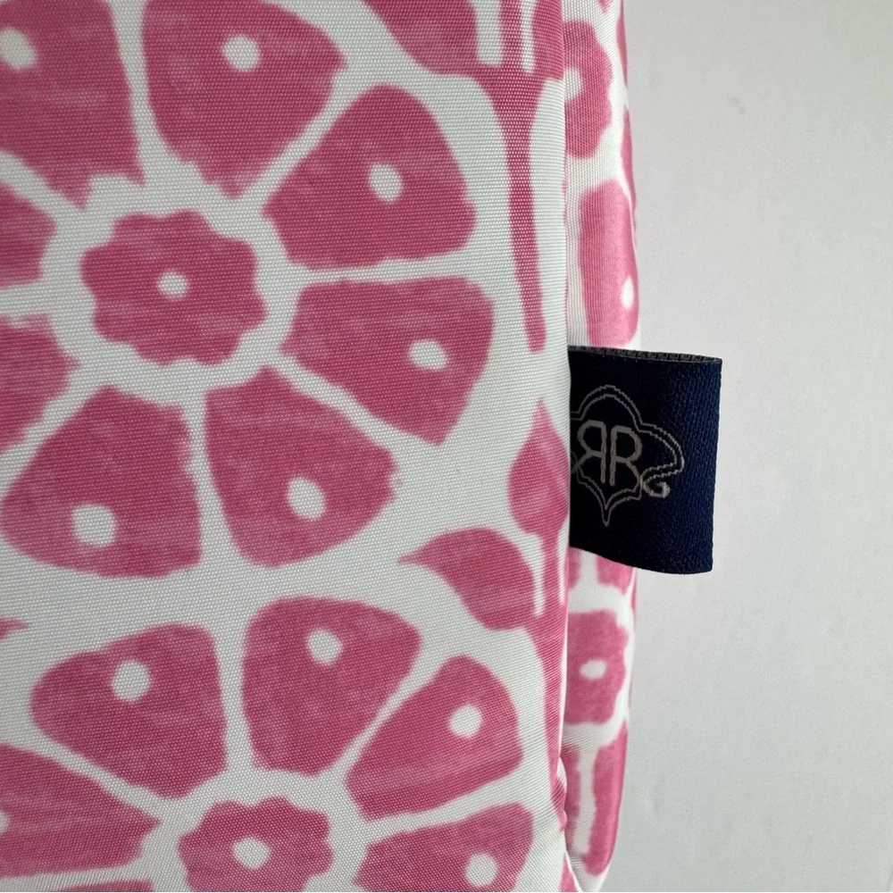 Roller Rabbit x Target Daisy Floral Pink Toiletry Bag NWT - Picture 5 of 9